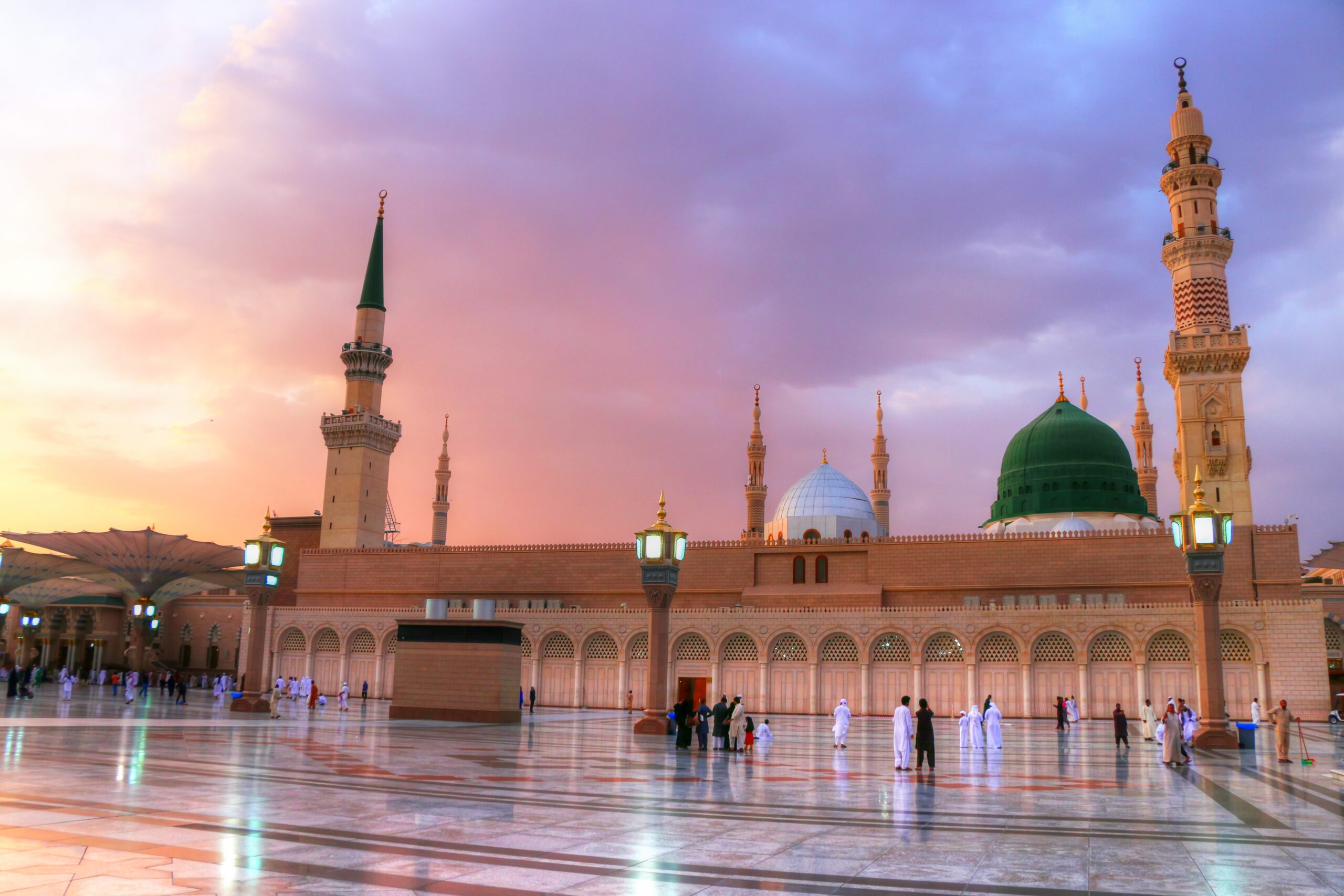 prophet-mohammed-mosque-al-masjid-an-nabawi-me-2023-11-27-05-25-09-utc